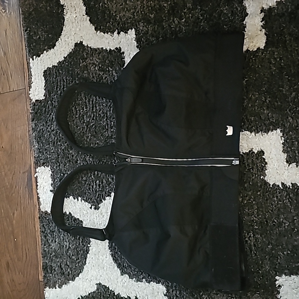 Shefit 6luxe black sports bra wireless adjustable WL286